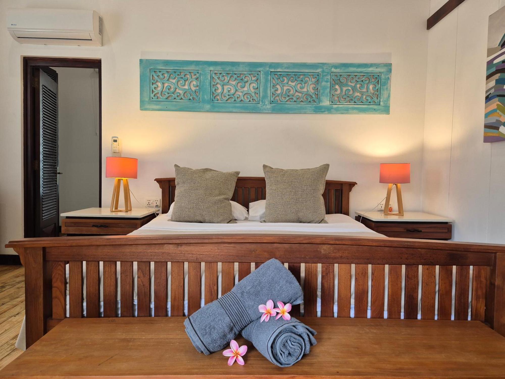 Shanti Ghar Guest House Tamarin Exterior photo