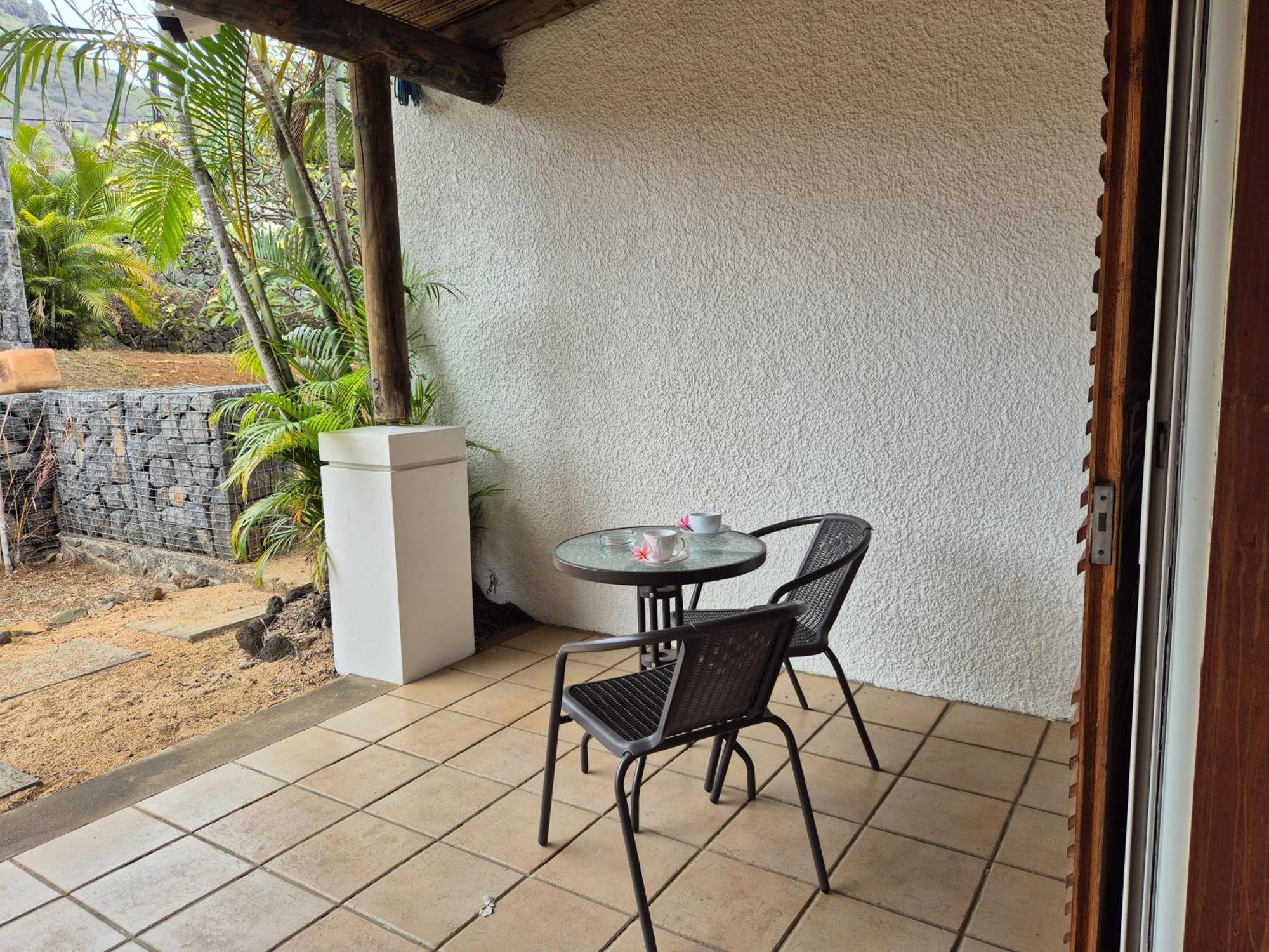 Shanti Ghar Guest House Tamarin Exterior photo