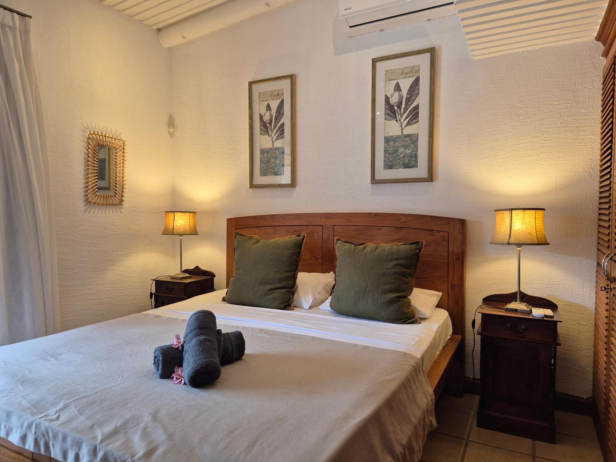 Shanti Ghar Guest House Tamarin Exterior photo