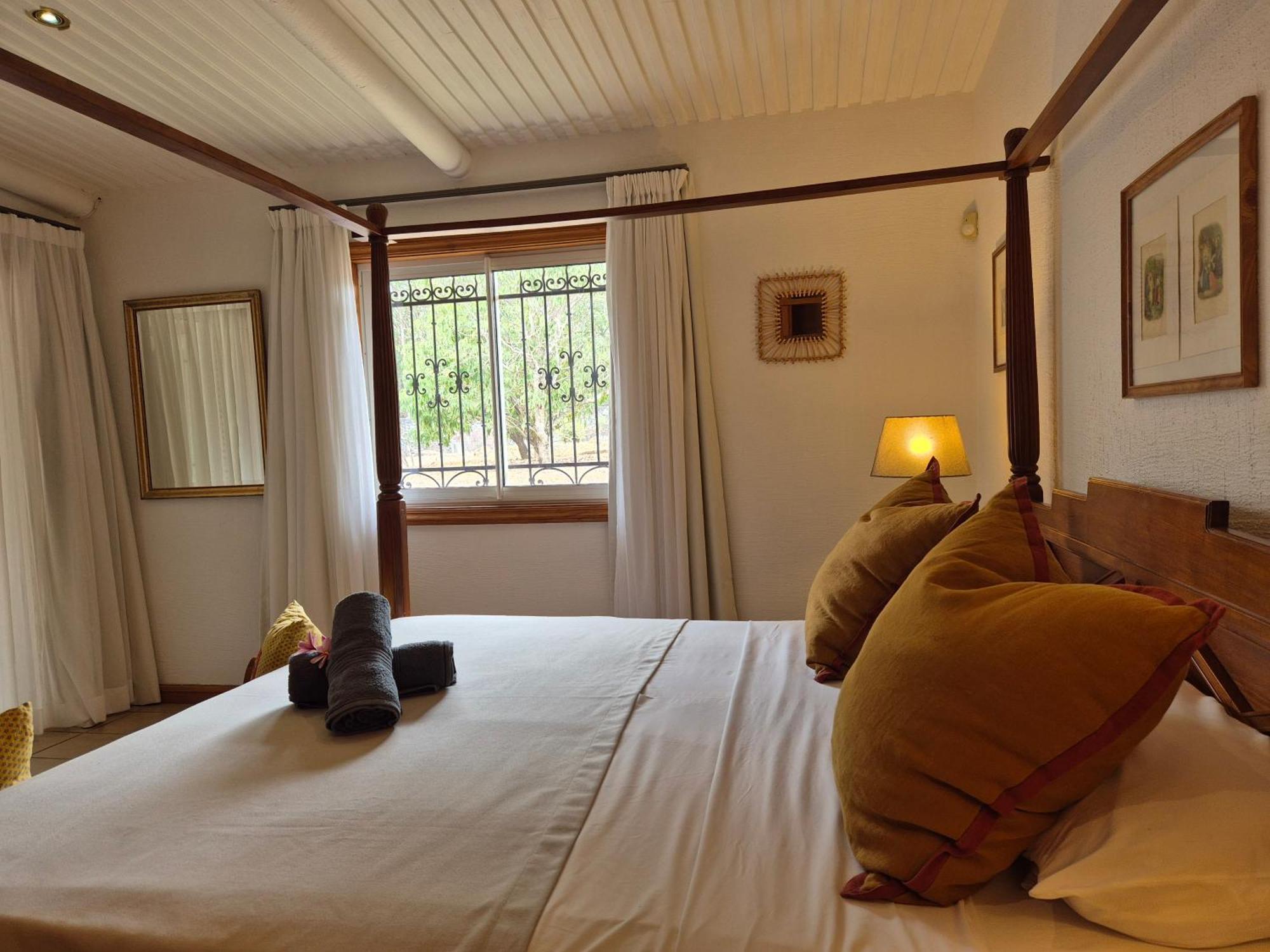 Shanti Ghar Guest House Tamarin Exterior photo