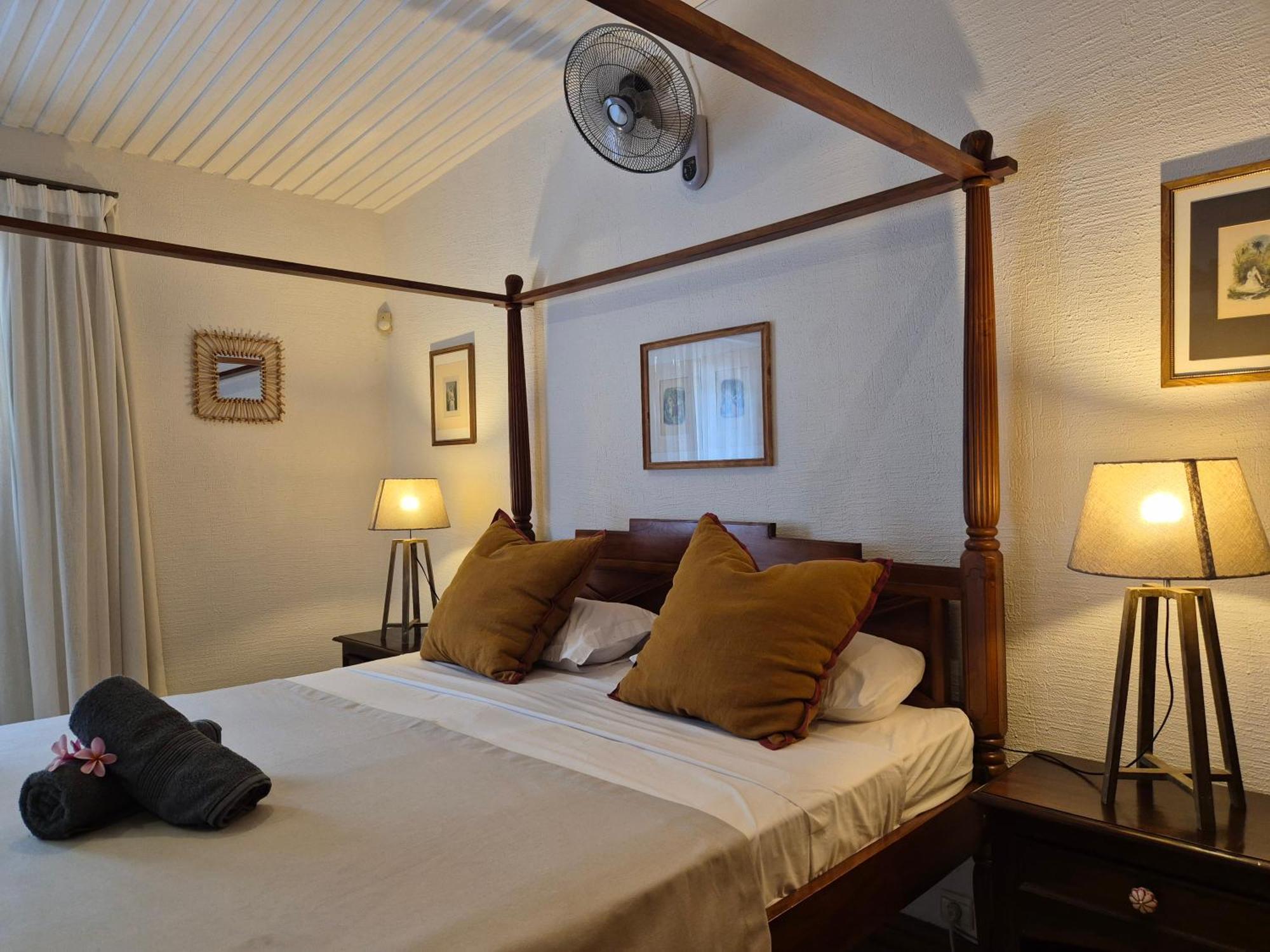 Shanti Ghar Guest House Tamarin Exterior photo