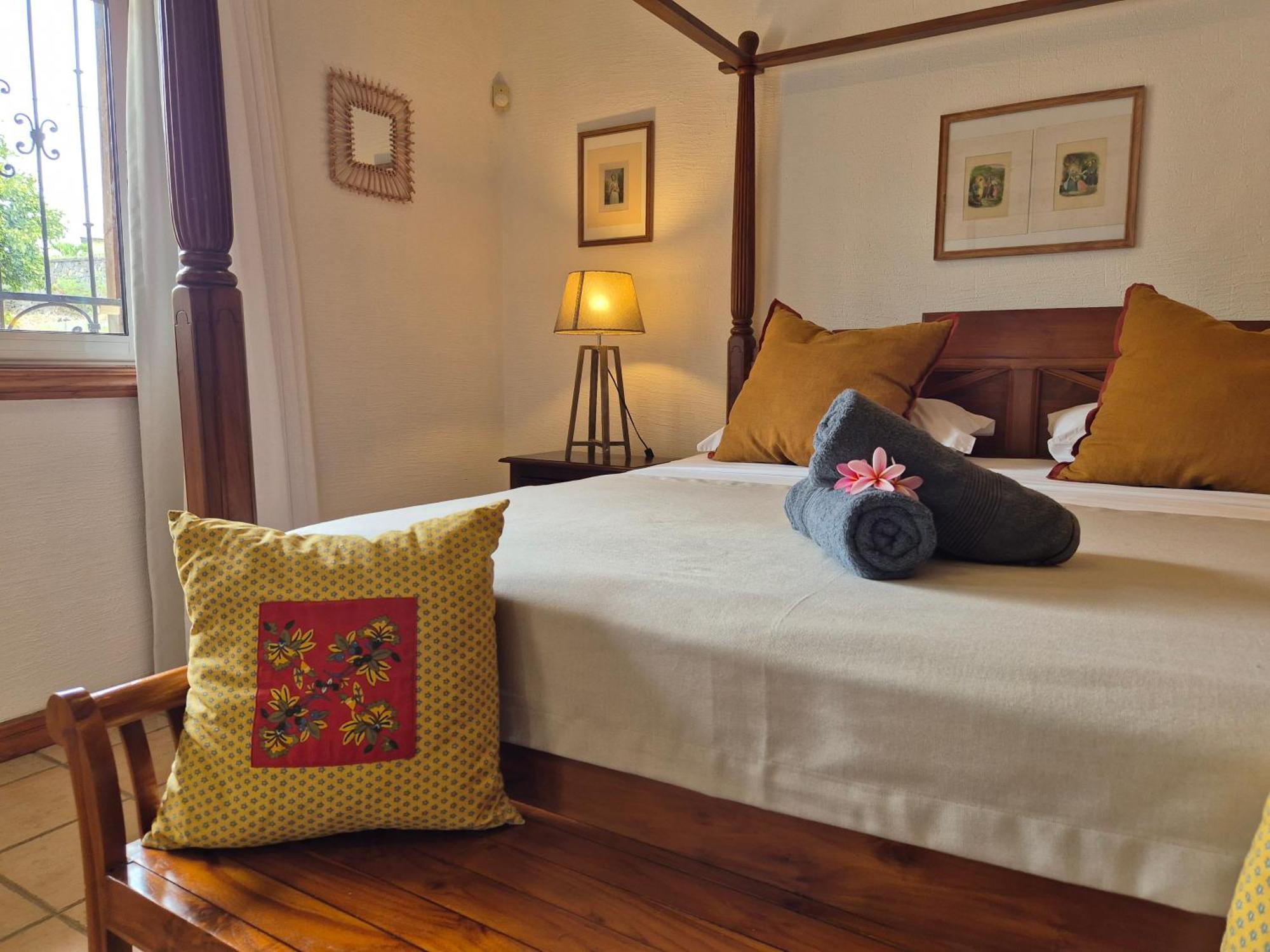 Shanti Ghar Guest House Tamarin Exterior photo