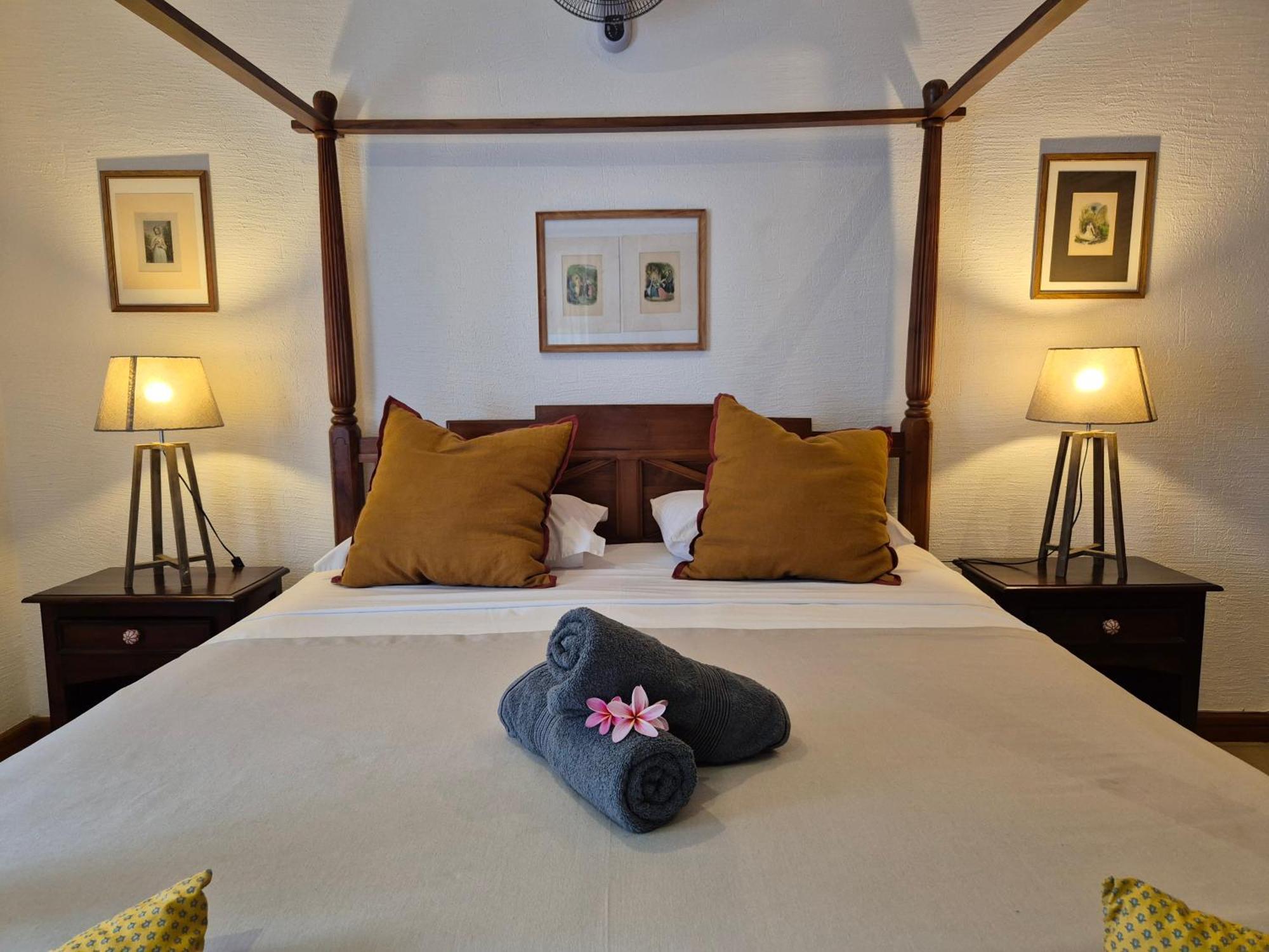 Shanti Ghar Guest House Tamarin Exterior photo